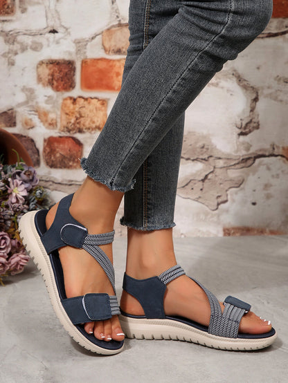 Sandalias ortopédicas cómodas: soporte ergonómico para el arco del pie, ancho ajustable y diseño que realza la silueta de la pierna.