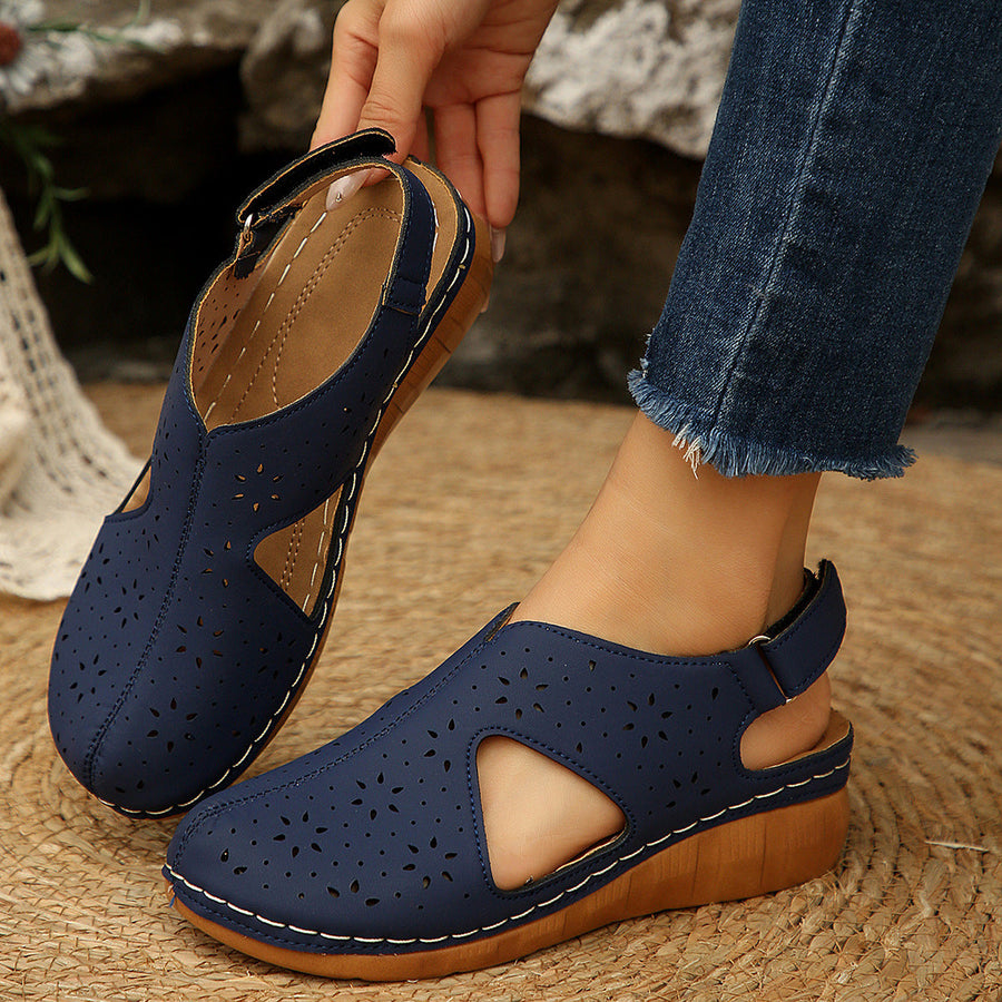 Sandalias con protección para los dedos: con soporte para el arco plantar, que alivia el dolor; ligeras y con amortiguación.