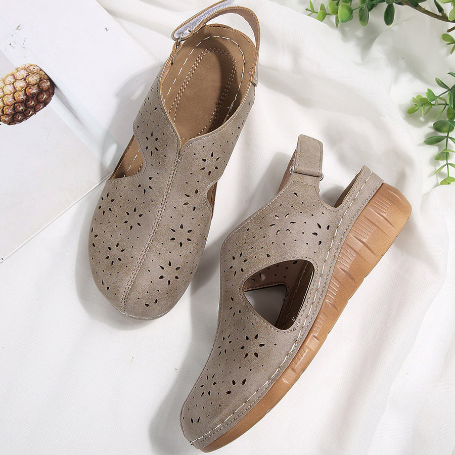 Sandalias con protección para los dedos: con soporte para el arco plantar, que alivia el dolor; ligeras y con amortiguación.