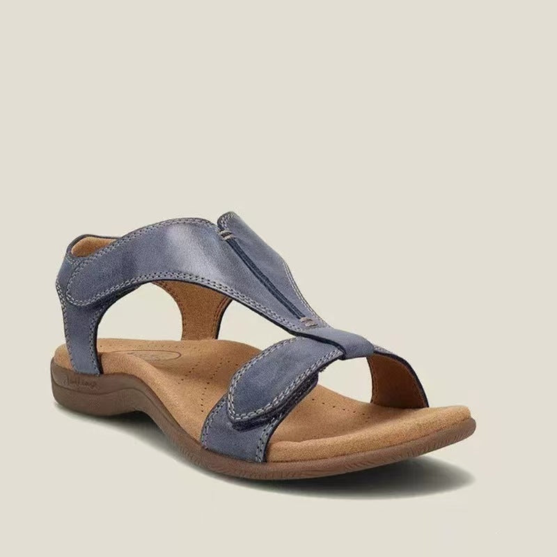 Sandalias ortopédicas cómodas: con soporte ergonómico para el arco del pie, ancho ajustable y diseño que estiliza la pierna.