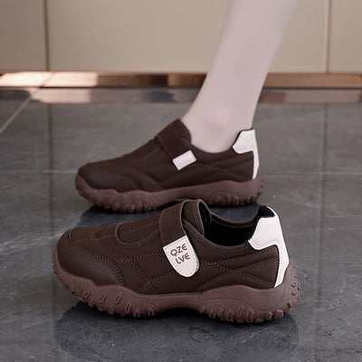 Zapatos ortopédicos ergonómicos: soporte para el arco, alivio del dolor de pies y reducción de la fatiga al caminar